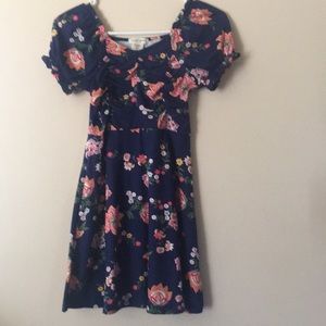 Love Cameron Los Angeles girls dress size -M 10/12